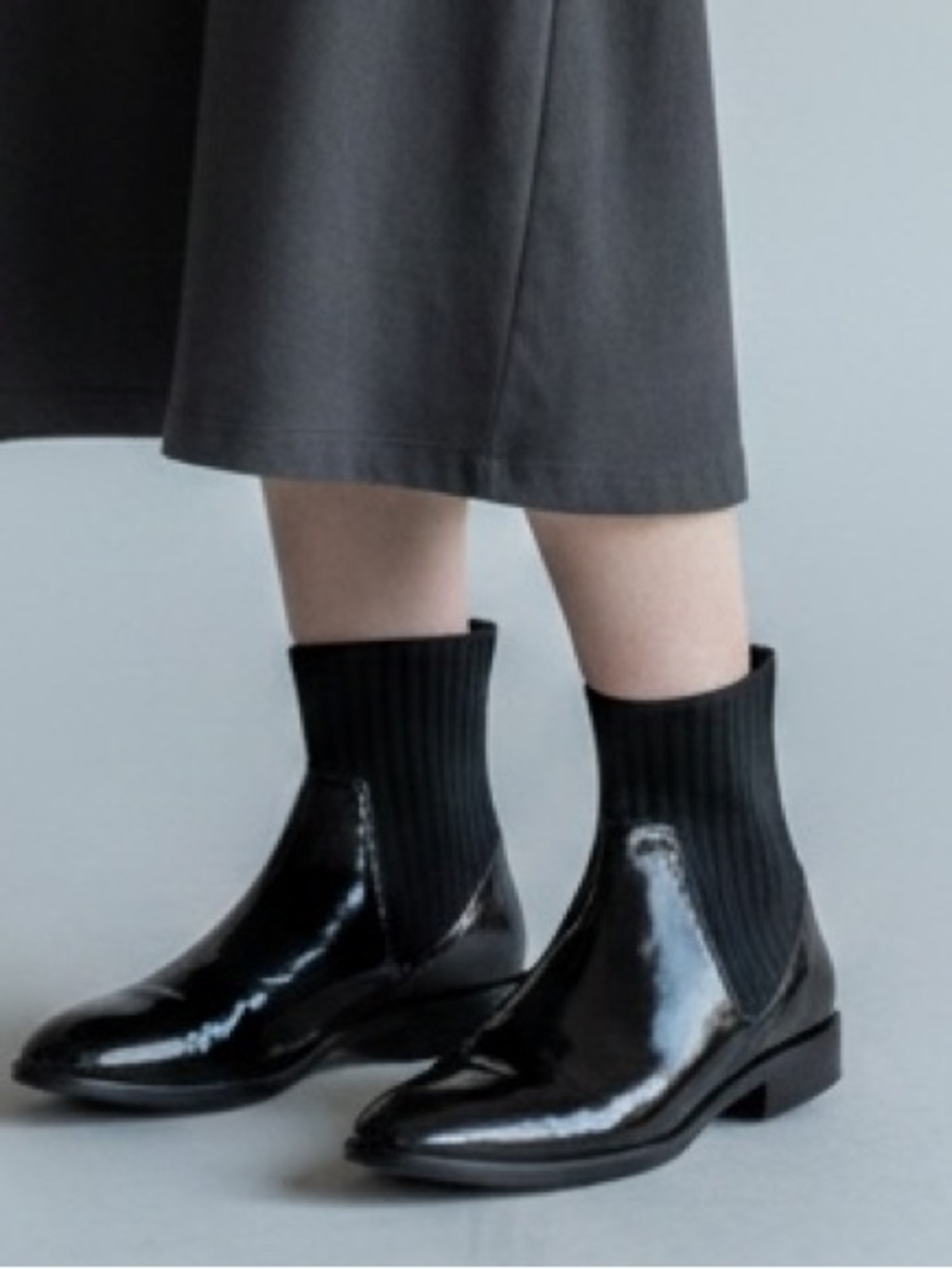 Vince Women's Black Patent Leather & Knit Sock Ankle Boots Size 7.5 M (EUR 37.5)
